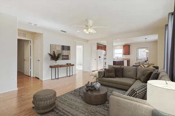 Property Slideshow image 3 of 39 | 289 mariposa ln, Frisco, TX, 75036