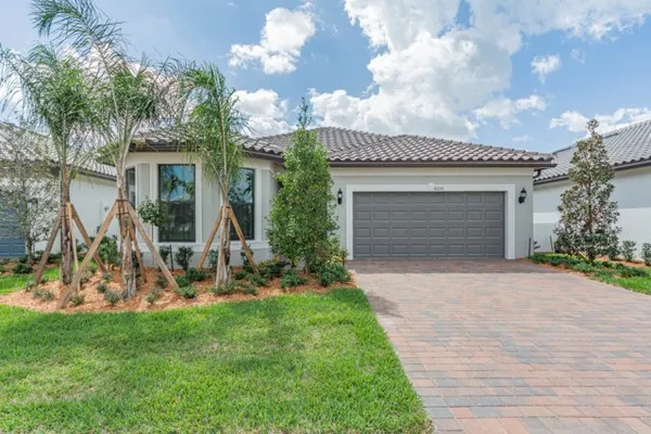 Property Slideshow image 2 of 33 | 4655 pratt cir, Vero Beach, FL, 32967