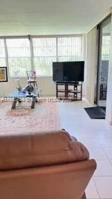 Property Slideshow image 3 of 26 | 1400 saint charles pl l4, Pembroke Pines, FL, 33026