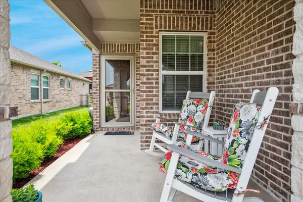 Property Slideshow image 2 of 30 | 9109 water willow way, Mckinney, TX, 75071