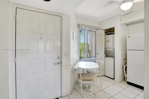 Property Slideshow image 3 of 35 | 1601 sw 128th ter 309a, Pembroke Pines, FL, 33027