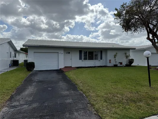 Property Slideshow image 2 of 30 | 1250 nw 85th ave, Plantation, FL, 33322