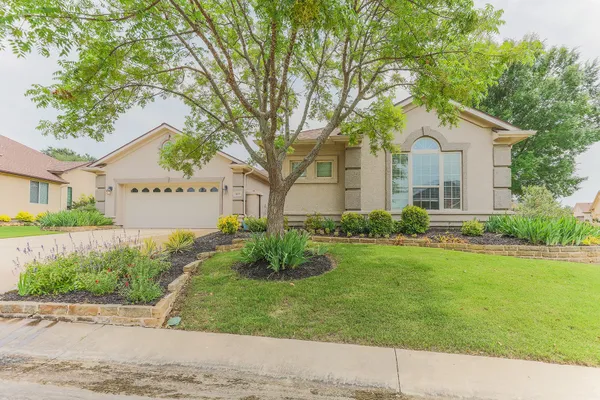 Property Slideshow image 2 of 38 | 11109 la jolla way, Denton, TX, 76207