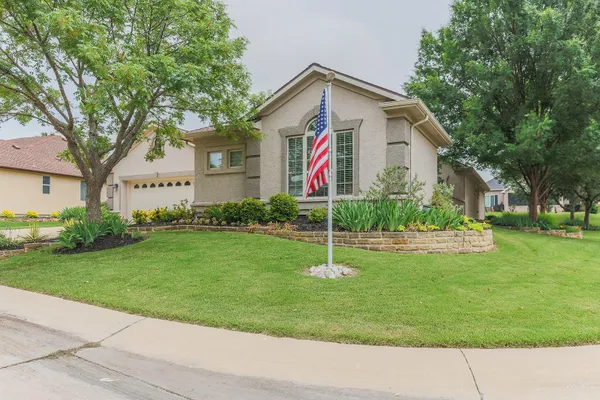 Property Slideshow image 3 of 38 | 11109 la jolla way, Denton, TX, 76207