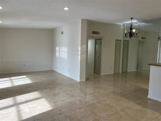 Property Slideshow image 2 of 31 | 9873 n belfort cir 215, Tamarac, FL, 33321