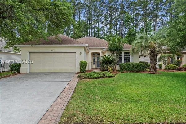 Property Slideshow image 2 of 24 | 61 hampton cir, Bluffton, SC, 29909