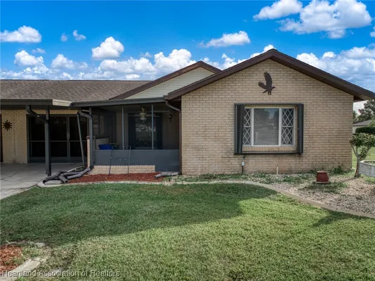 Property Slideshow image 3 of 43 | 170 parkview cir, Lake Placid, FL, 33852