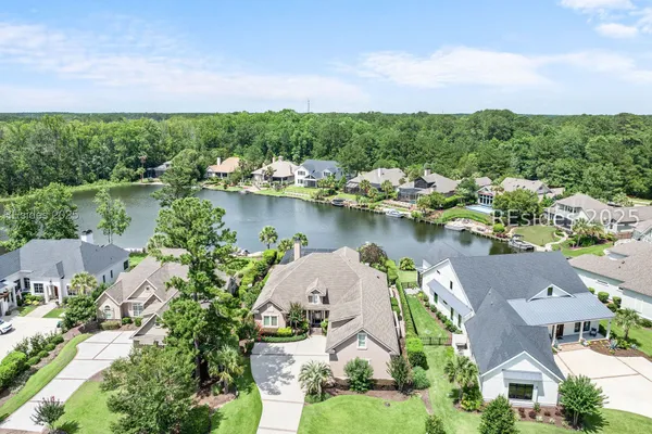 Property Slideshow image 2 of 71 | 10 anchor bay ct, Bluffton, SC, 29910