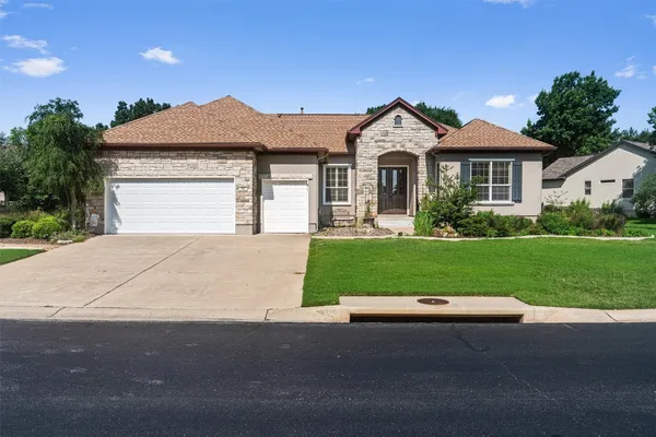 Property Slideshow image 3 of 38 | 282 trail of the flowers, Georgetown, TX, 78633