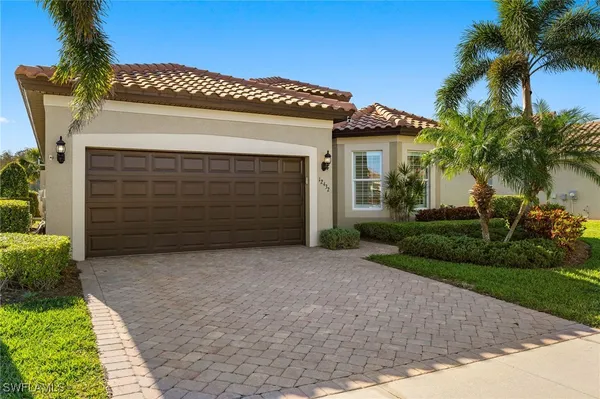 Property Slideshow image 2 of 50 | 12432 chrasfield chase, Fort Myers, FL, 33913