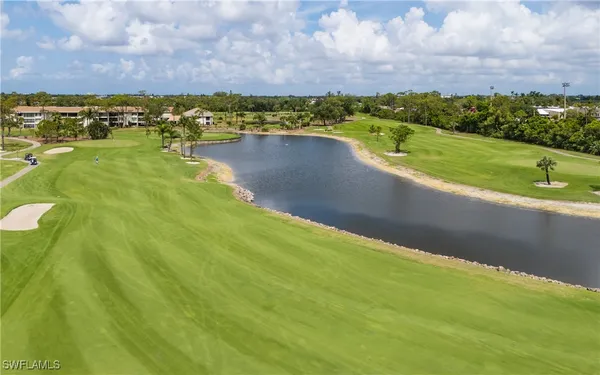 Property Slideshow image 2 of 37 | 5825 trailwinds dr 425, Fort Myers, FL, 33907