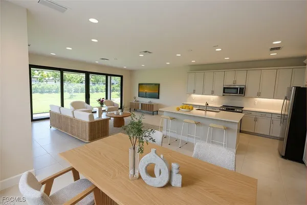 Property Slideshow image 3 of 49 | 3384 meloy dr, Fort Myers, FL, 33905