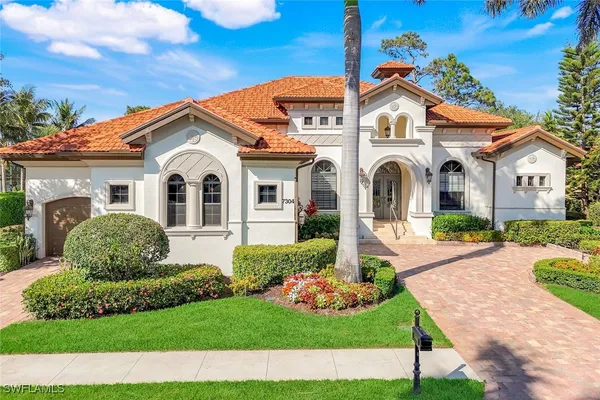 Property Slideshow image 2 of 38 | 7304 hagen way, Naples, FL, 34113