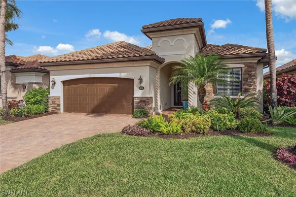 Property Slideshow image 2 of 44 | 3058 aviamar cir, Naples, FL, 34114