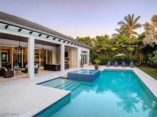 Property Slideshow image 2 of 44 | 702 bobwhite ln, Naples, FL, 34108