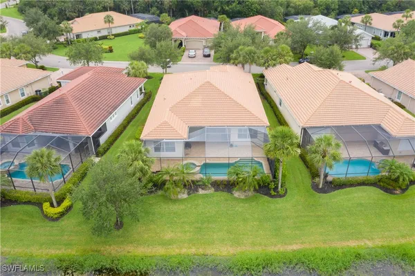 Property Slideshow image 3 of 40 | 3980 otter bend cir, Fort Myers, FL, 33905