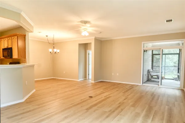 Property Slideshow image 3 of 17 | 115 dickens cir, Georgetown, TX, 78633