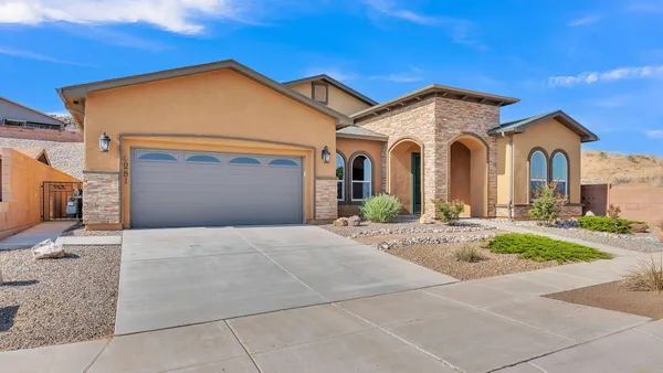 Property Slideshow image 2 of 79 | 4281 palo verde ct, Los Lunas, NM, 87031