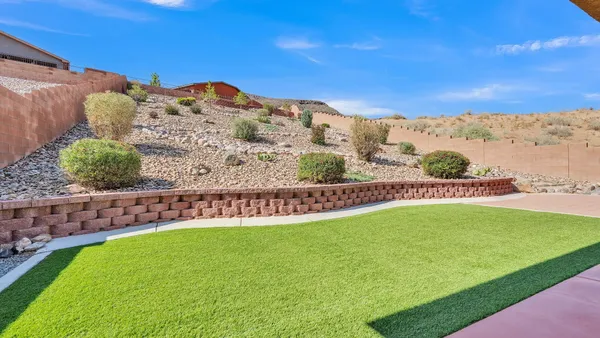 Property Slideshow image 2 of 76 | 4281 palo verde ct, Los Lunas, NM, 87031