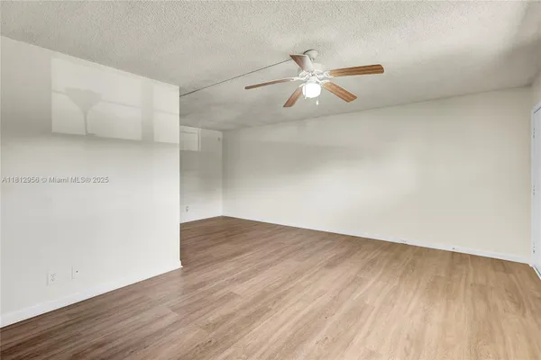 Property Slideshow image 3 of 27 | 1551 sw 135th ter 112g, Pembroke Pines, FL, 33027