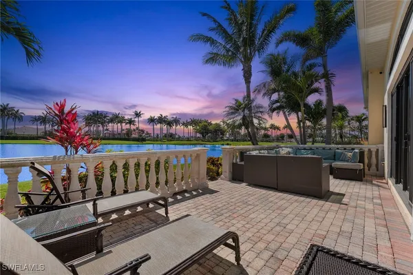Property Slideshow image 2 of 49 | 11133 harbour estates cir, Fort Myers, FL, 33908