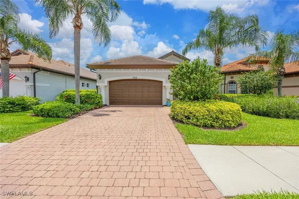Property Slideshow image 2 of 46 | 7828 valencia ct, Naples, FL, 34113
