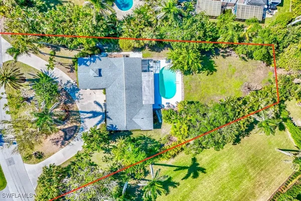 Property Slideshow image 2 of 9 | 289 spring line dr, Naples, FL, 34102
