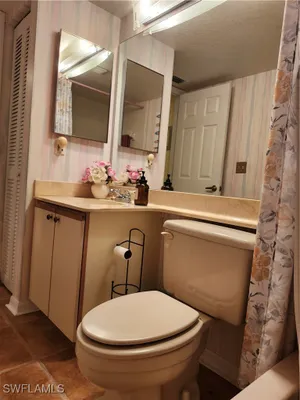 Property Slideshow image 3 of 7 | , Fort Myers, FL, 33907