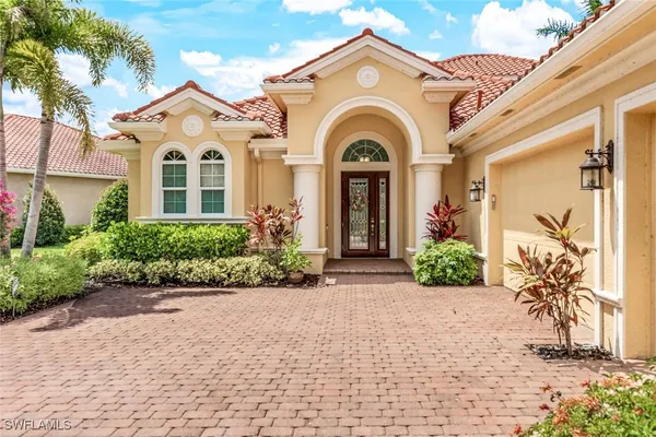 Property Slideshow image 2 of 50 | 9337 campanile cir, Naples, FL, 34114
