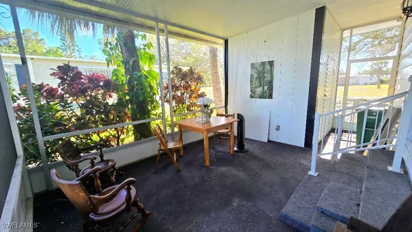 Property Slideshow image 2 of 23 | 537 charlemagne blvd, Naples, FL, 34112