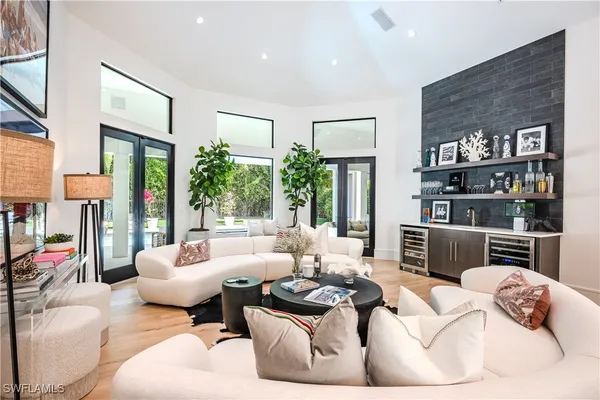 Property Slideshow image 2 of 45 | 681 katemore ln, Naples, FL, 34108