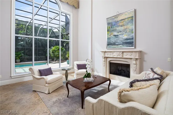 Property Slideshow image 2 of 38 | 614 bow line dr, Naples, FL, 34103