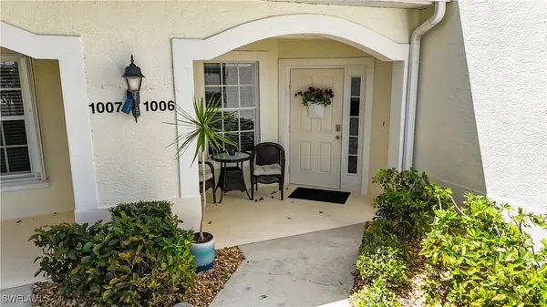 Property Slideshow image 2 of 25 | 10139 colonial country club blvd 1006, Fort Myers, FL, 33913