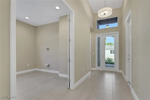 Property Slideshow image 2 of 33 | 2631 durham cir, Naples, FL, 34112