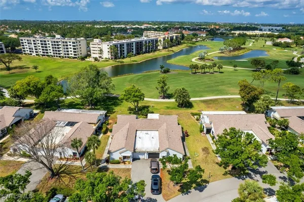 Property Slideshow image 3 of 50 | 1815 pine glade cir, Fort Myers, FL, 33907