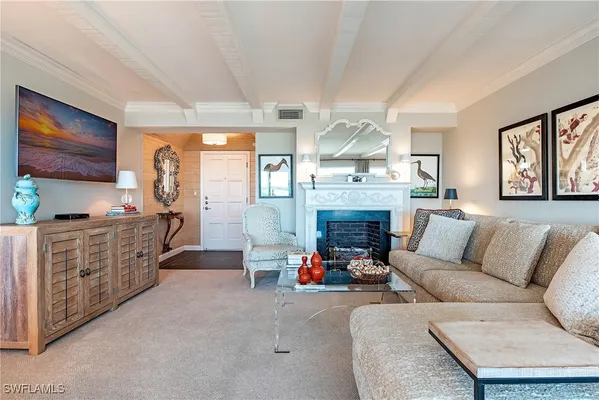 Property Slideshow image 3 of 18 | 3003 gulf shore blvd 604, Naples, FL, 34103