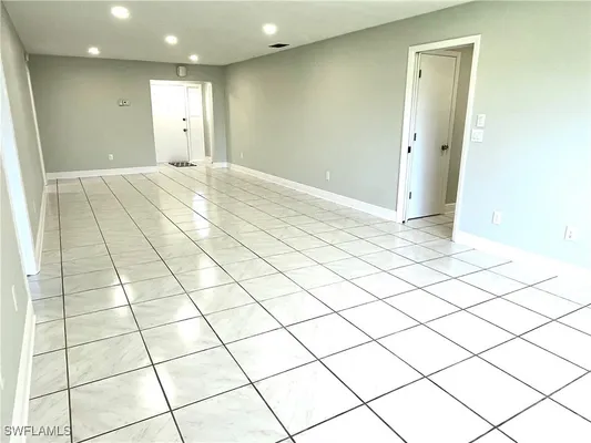 Property Slideshow image 3 of 31 | 1206 medinah dr, Fort Myers, FL, 33919