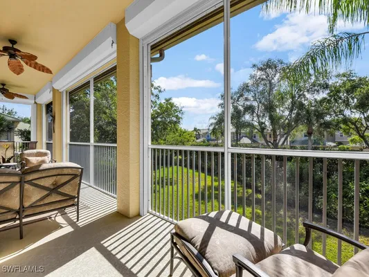 Property Slideshow image 3 of 33 | 650 vintage reserve cir # 5c, Naples, FL, 34119
