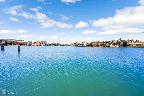 Property Slideshow image 2 of 33 | 333 harbour dr 201, Naples, FL, 34103