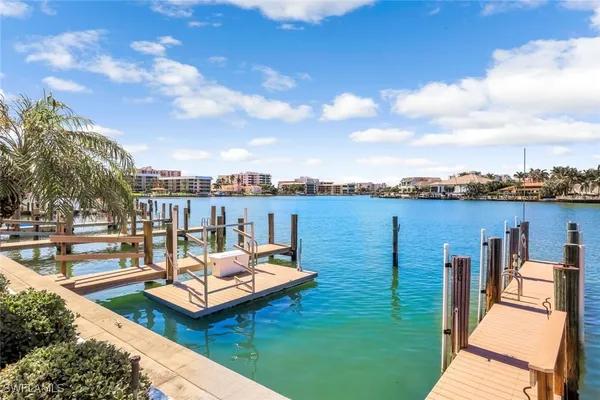 Property Slideshow image 3 of 33 | 333 harbour dr 201, Naples, FL, 34103