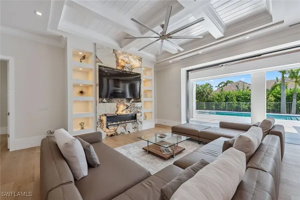 Property Slideshow image 3 of 37 | 3280 crayton rd, Naples, FL, 34103