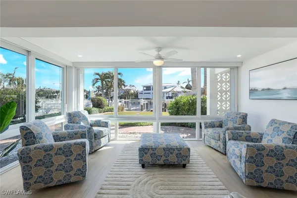 Property Slideshow image 3 of 20 | 2100 gulf shore blvd 120, Naples, FL, 34102