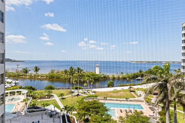 Property Slideshow image 2 of 50 | 14270 royal harbour ct unit 620, Fort Myers, FL, 33908