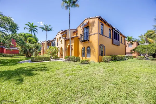 Property Slideshow image 2 of 41 | 9134 chula vista st 125, Naples, FL, 34113