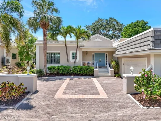 Property Slideshow image 2 of 28 | 5929 chanteclair dr 8, Naples, FL, 34108