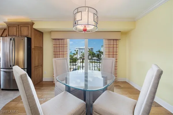 Property Slideshow image 2 of 23 | 2900 gulf shore blvd 406, Naples, FL, 34103