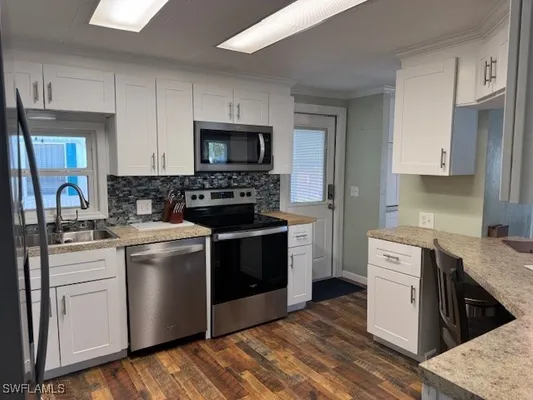 Property Slideshow image 3 of 32 | 14502 nathan hale ln, North Fort Myers, FL, 33917