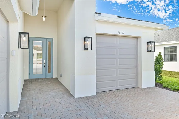 Property Slideshow image 2 of 50 | 14496 cumbria ct, Fort Myers, FL, 33905
