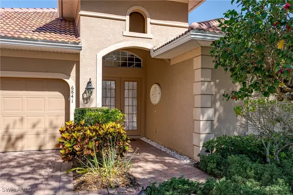 Property Slideshow image 2 of 38 | 6841 bent grass dr, Naples, FL, 34113