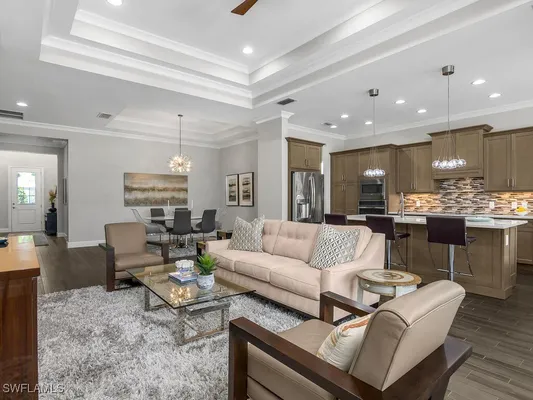 Property Slideshow image 3 of 47 | 6478 warwick ave, Naples, FL, 34113